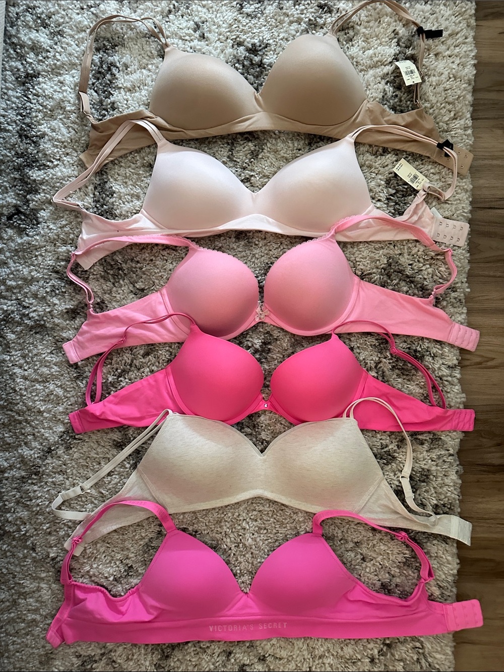 Victoria's Secret/ Aerie Pink & Nude Bras 34D